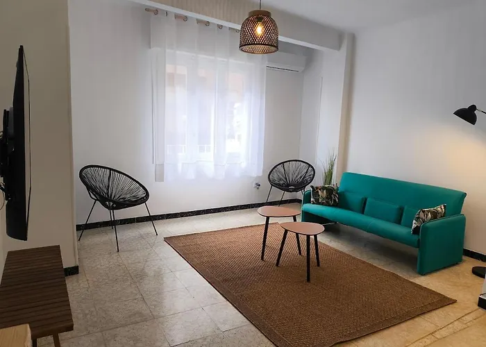 شقة Piso En El Corazon De Con Terraza إلتشه