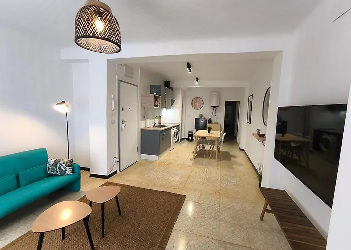 Piso En El Corazon De Con Terraza إلتشه